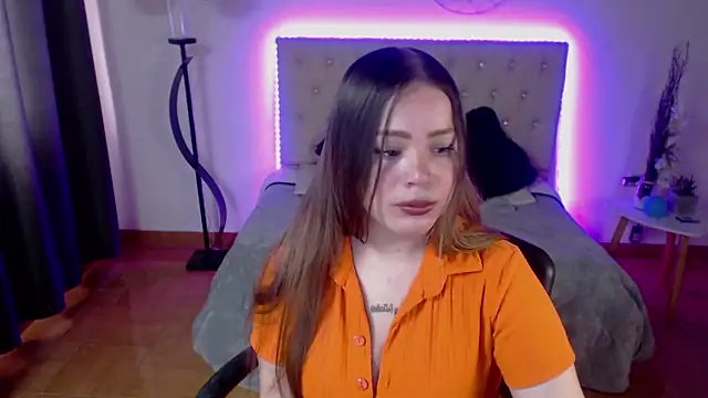 Snapshot of _crystal12 chatting on 24, 11, 2025 crystal12 online show from 24, 11, 2025