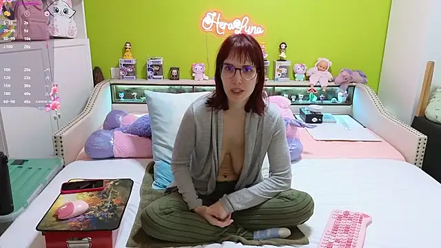  HeraLuna  online show from 18, 3, 2026