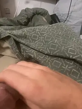 Snapshot of f7al00 chatting on 11, 11, 2025 f7al00 online show from 11, 11, 2025