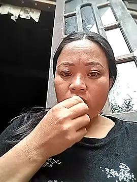 Snapshot of Nadia-a chatting on 22, 10, 2025 Nadia-a online show from 22, 10, 2025