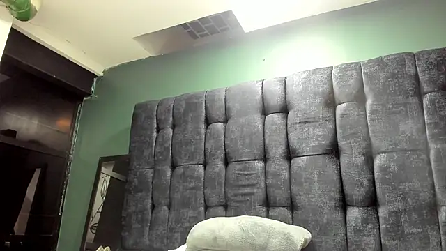 Snapshot of Alice__Morgan_ chatting on 1, 11, 2025 Alice Morgan online show from 1, 11, 2025