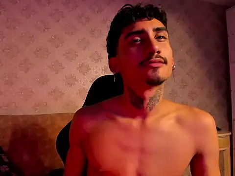 Snapshot of Mr_Strike chatting on 22, 11, 2025 Mr Strike online show from 22, 11, 2025