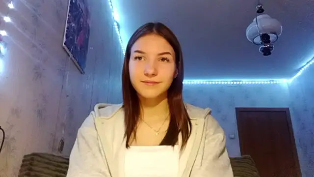 Snapshot of Beauty_miIa chatting on 25, 10, 2025 Beauty miIa online show from 25, 10, 2025