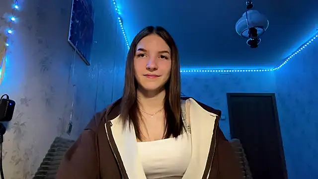 Snapshot of Beauty_miIa chatting on 5, 11, 2025 Beauty miIa online show from 5, 11, 2025