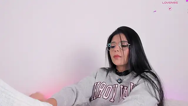 Sophie Duarte online show from 14, 12, 2025