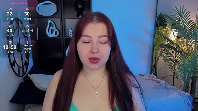 Snapshot of EffyBlush chatting on 8, 11, 2025 EffyBlush online show from 8, 11, 2025