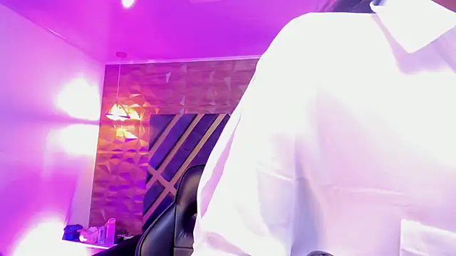 Snapshot of sydney_miller_ chatting on 12, 2, 2026 sydney miller online show from 12, 2, 2026