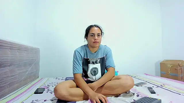 AshleyDeLuca  online show from 16, 12, 2025