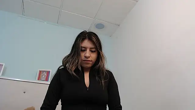 SusanWilliams  online show from 12, 2, 2026