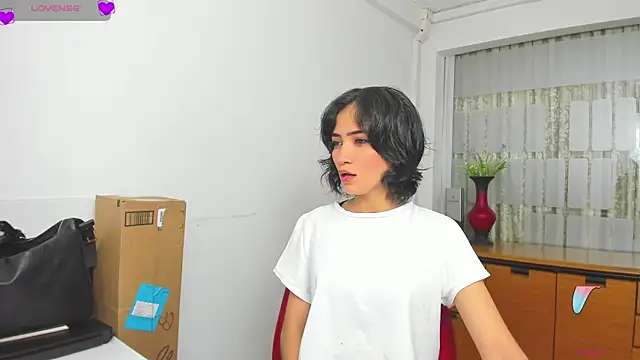 chloehanna online show from 16, 11, 2025