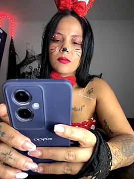 Snapshot of tattyHot95 chatting on 1, 11, 2025 tattyHot95 online show from 1, 11, 2025