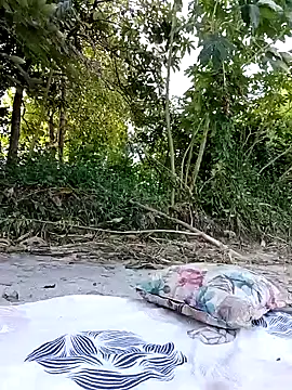 Snapshot of tattyHot95 chatting on 16, 11, 2025 tattyHot95 online show from 16, 11, 2025