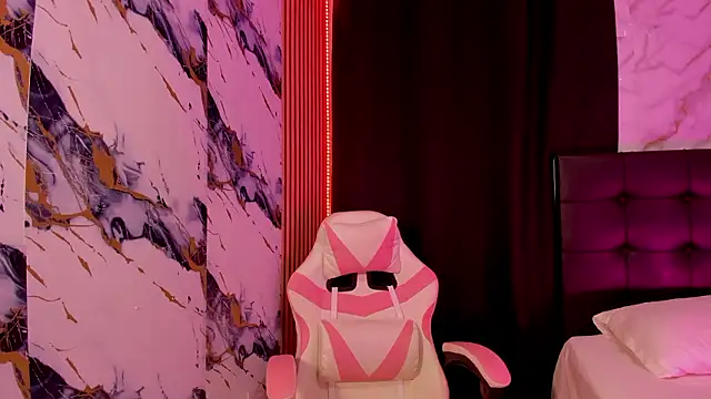 Snapshot of Scarlet_DLuce chatting on 28, 2, 2026 Scarlet DLuce online show from 28, 2, 2026