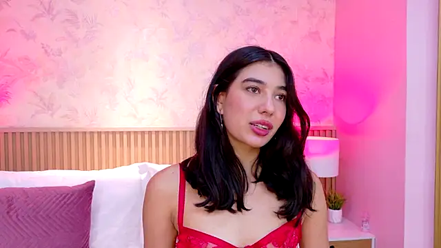 Snapshot of AdelineJhones chatting on 28, 11, 2025 AdelineJhones online show from 28, 11, 2025