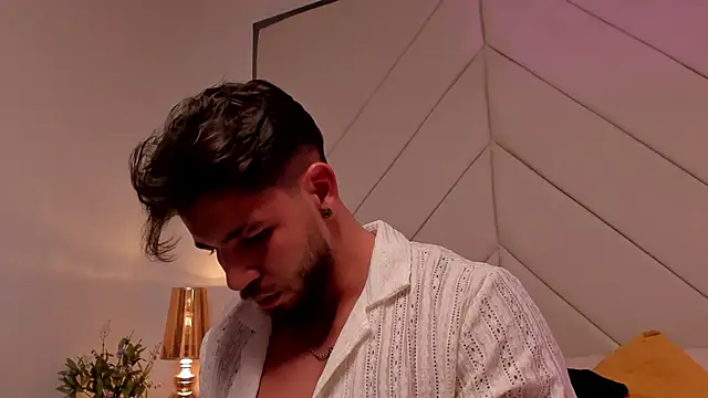 JACKSON STIFLER online show from 5, 2, 2026