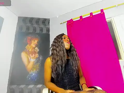 Snapshot of Lanna_big33 chatting on 9, 11, 2025 Lanna big33 online show from 9, 11, 2025