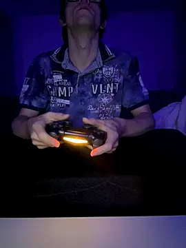 StephPra94 online show from 25, 10, 2025