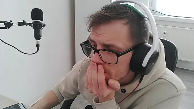 StephPra94 online show from 19, 2, 2026