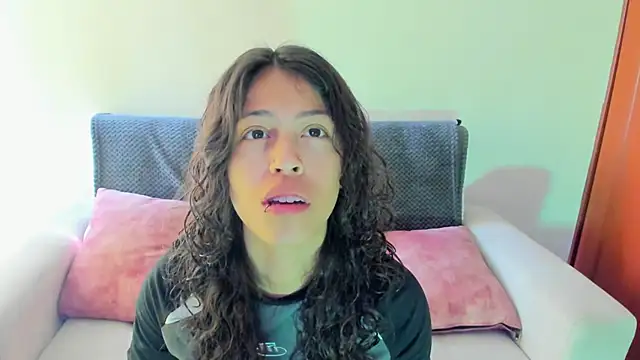 emily jonessxx online show from 11, 11, 2025