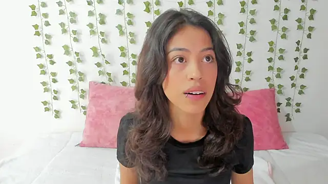 emily jonessxx online show from 2, 2, 2026