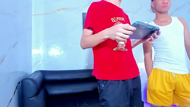 Snapshot of Room_boys_hot chatting on 10, 11, 2025 Room boys hot online show from 10, 11, 2025