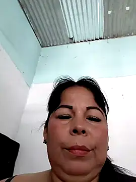 Snapshot of mother2-divorced chatting on 28, 10, 2025 mother2-divorced online show from 28, 10, 2025