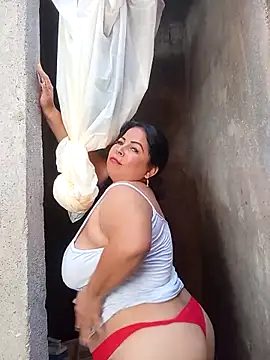 Snapshot of mother2-divorced chatting on 15, 11, 2025 mother2-divorced online show from 15, 11, 2025