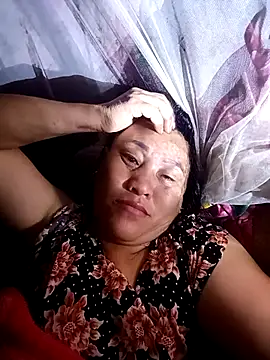 Snapshot of chich-bong chatting on 11, 11, 2025 chich-bong online show from 11, 11, 2025