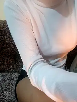 Snapshot of Fuck_me_babyy chatting on 20, 11, 2025 Fuck me babyy online show from 20, 11, 2025