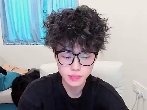 L1kuto online show from 7, 11, 2025