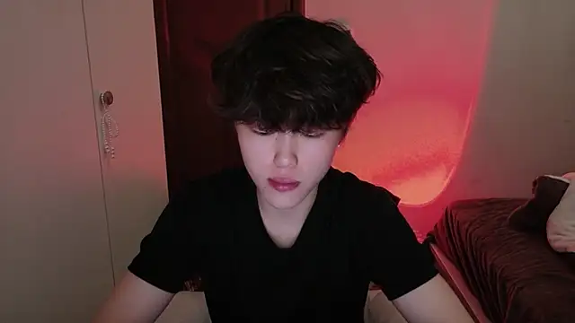 Snapshot of L1kuto chatting on 6, 3, 2026 L1kuto online show from 6, 3, 2026