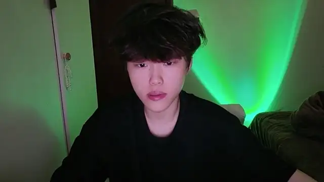 Snapshot of L1kuto chatting on 12, 3, 2026 L1kuto online show from 12, 3, 2026