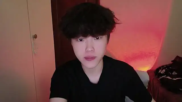 Snapshot of L1kuto chatting on 19, 3, 2026 L1kuto online show from 19, 3, 2026