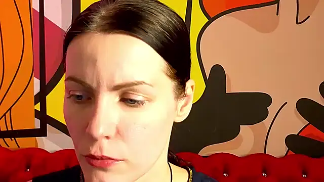 Snapshot of SofieMoons chatting on 5, 12, 2025 SofieMoons online show from 5, 12, 2025