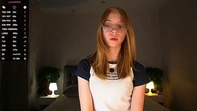 BarbaraViggiani online show from 15, 11, 2025