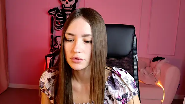 Snapshot of lollyrais chatting on 29, 10, 2025 lollyrais online show from 29, 10, 2025