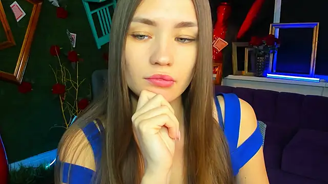 Snapshot of lollyrais chatting on 25, 11, 2025 lollyrais online show from 25, 11, 2025