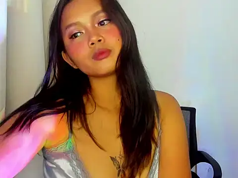 Snapshot of chicc_alexa chatting on 3, 11, 2025 chicc alexa online show from 3, 11, 2025