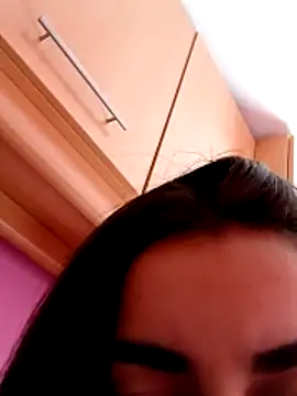 Snapshot of cotoncandyy chatting on 17, 11, 2025 cotoncandyy online show from 17, 11, 2025