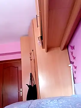 Snapshot of cotoncandyy chatting on 17, 12, 2025 cotoncandyy online show from 17, 12, 2025