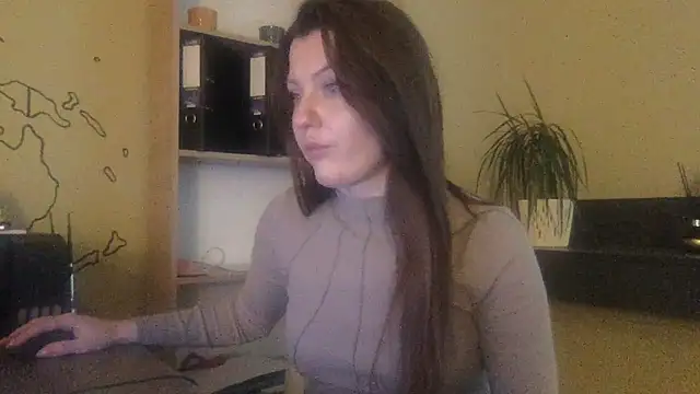 DollyRoma online show from 5, 11, 2025