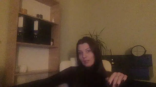 DollyRoma online show from 26, 11, 2025