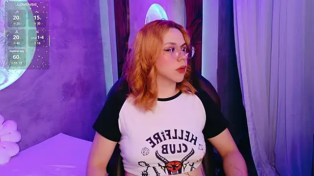 Snapshot of sussiestrawberry chatting on 22, 11, 2025 sussiestrawberry online show from 22, 11, 2025