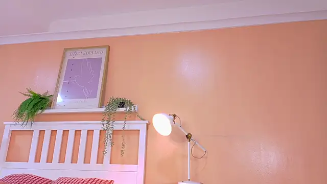 SeleneGibson   online show from 1, 12, 2025