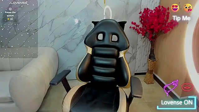 Snapshot of andrea_tasty_tf chatting on 27, 11, 2025 andrea tasty tf online show from 27, 11, 2025