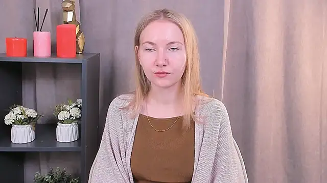 Snapshot of CathyHeximer chatting on 24, 10, 2025 CathyHeximer online show from 24, 10, 2025