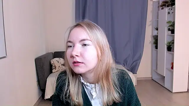 Snapshot of CathyHeximer chatting on 11, 11, 2025 CathyHeximer online show from 11, 11, 2025