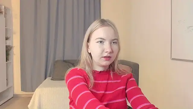 Snapshot of CathyHeximer chatting on 5, 12, 2025 CathyHeximer online show from 5, 12, 2025