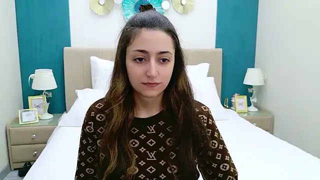 Gloria Bendall online show from 2, 2, 2026