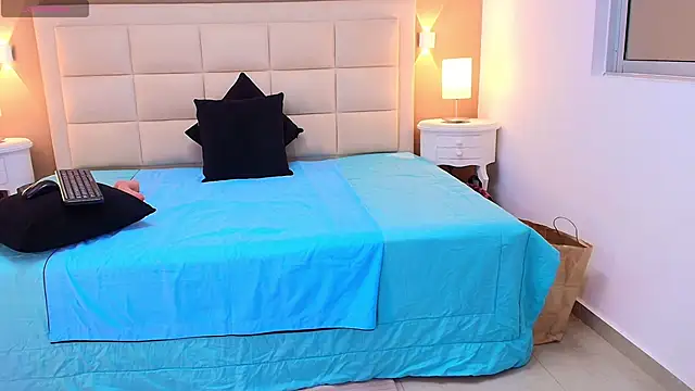 Snapshot of AngelicaMason chatting on 26, 11, 2025 AngelicaMason online show from 26, 11, 2025